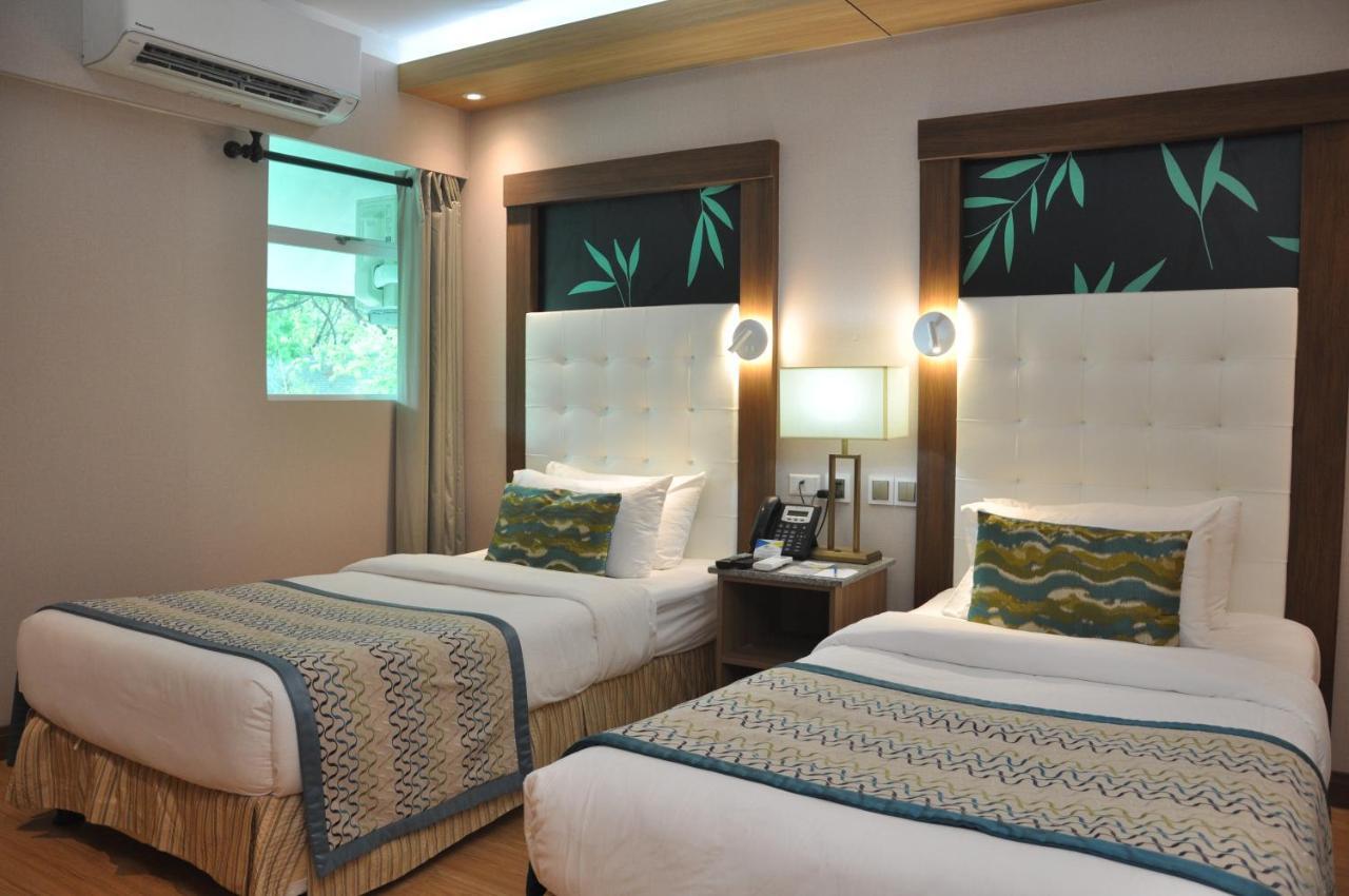 Acuatico Beach Resort & Hotel Inc. San Juan  Ngoại thất bức ảnh