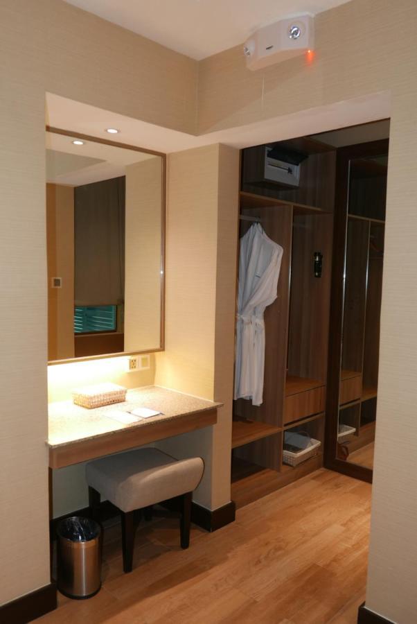 Acuatico Beach Resort & Hotel Inc. San Juan  Ngoại thất bức ảnh