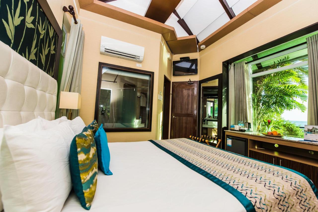 Acuatico Beach Resort & Hotel Inc. San Juan  Ngoại thất bức ảnh