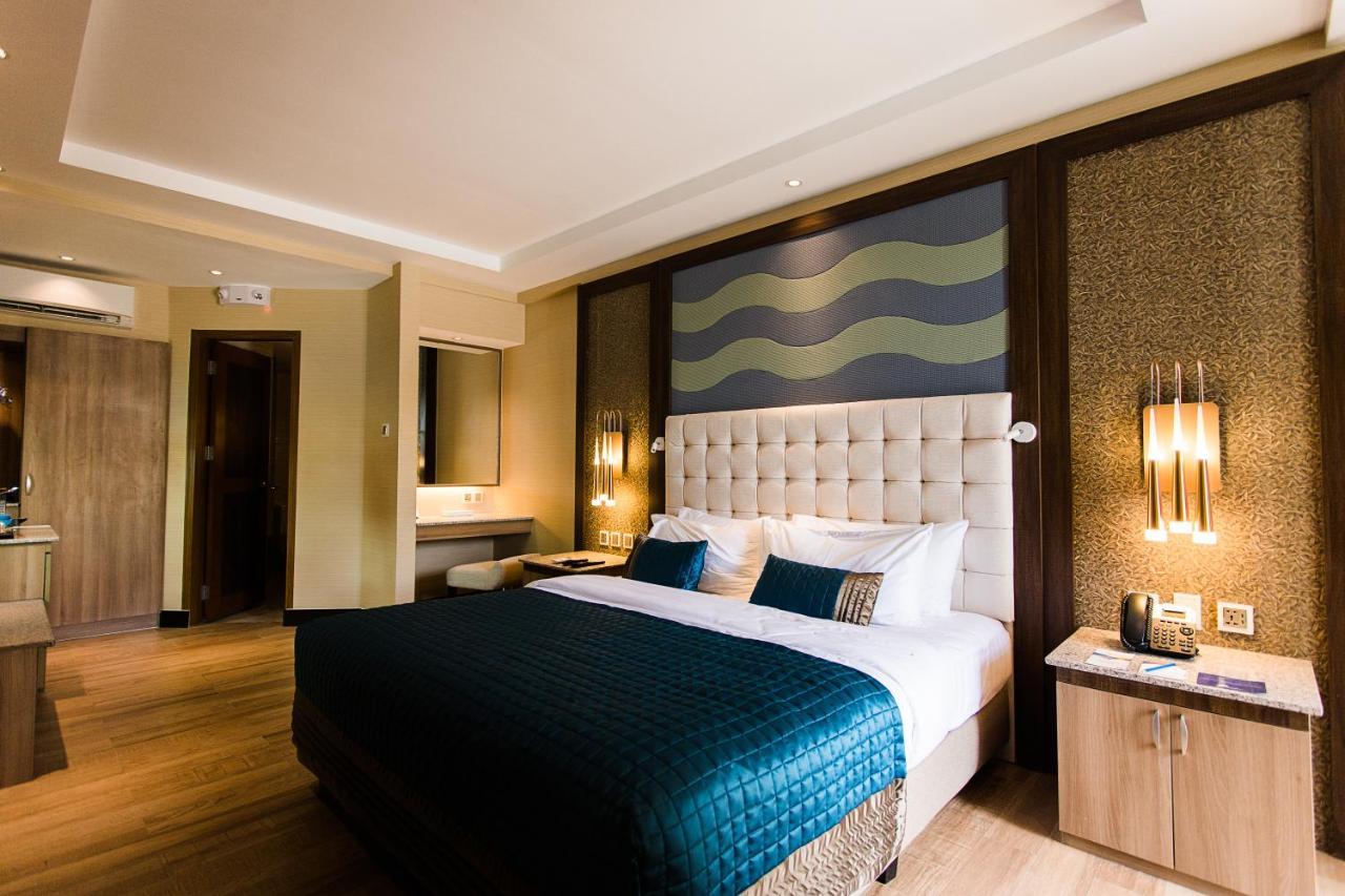 Acuatico Beach Resort & Hotel Inc. San Juan  Ngoại thất bức ảnh